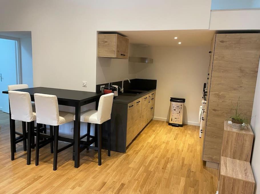 Appartement Atypique Et Fraichement Renove 생-발리에 외부 사진